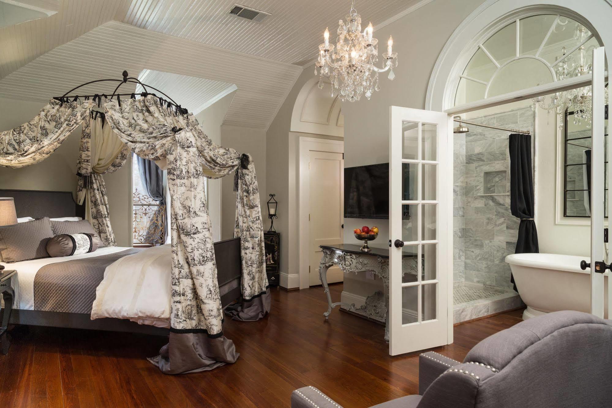 The Twelve Oaks Bed & Breakfast Covington Eksteriør billede